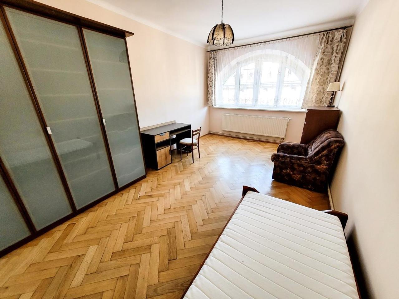 Wild Solutions Sauna Apartments Krasków Exterior foto
